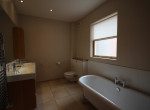 P1114A master ensuite